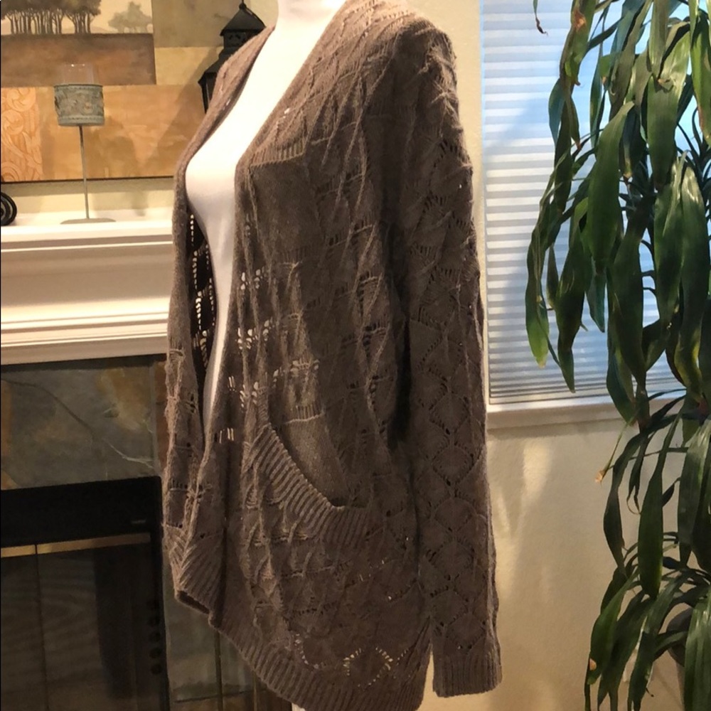 Cardigan - Picture 2 of 4
